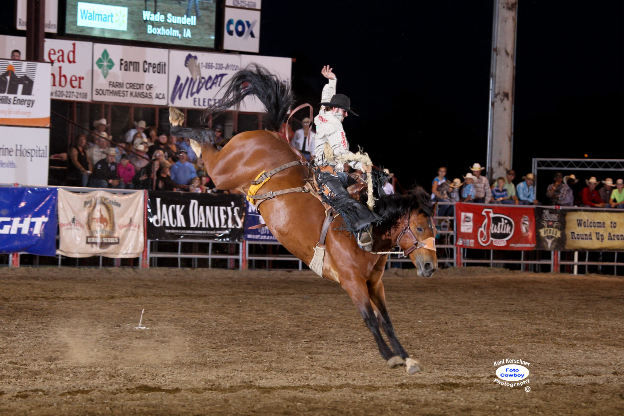 Sundell scores 92 to win Dodge City Round Up Rodeo