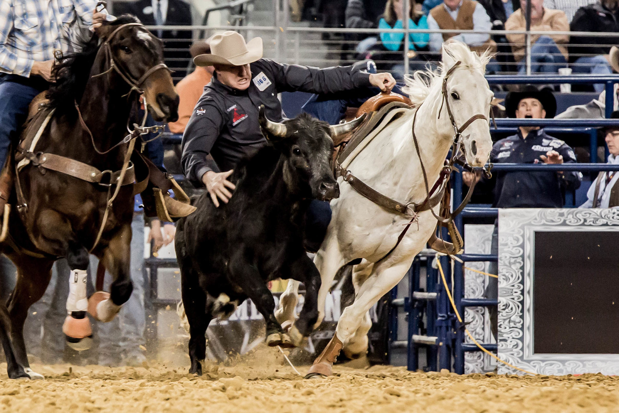 Hall-of-Fame Steer Wrestler Ote Berry to  Return for World’s Richest One-Day Rodeo