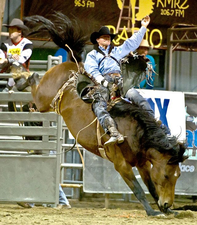 Wisehart snares bareback riding crown at RMSCFR