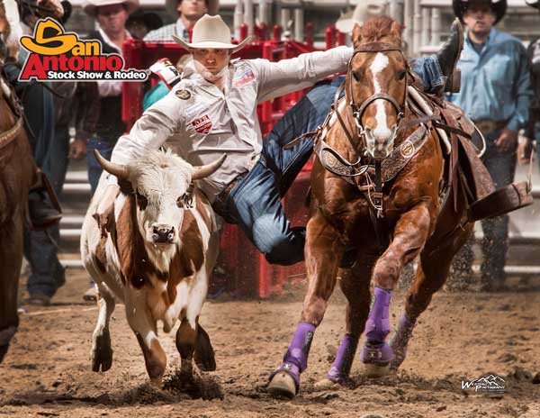 Reigning world champion tops steer wrestling field at San Antonio Rodeo