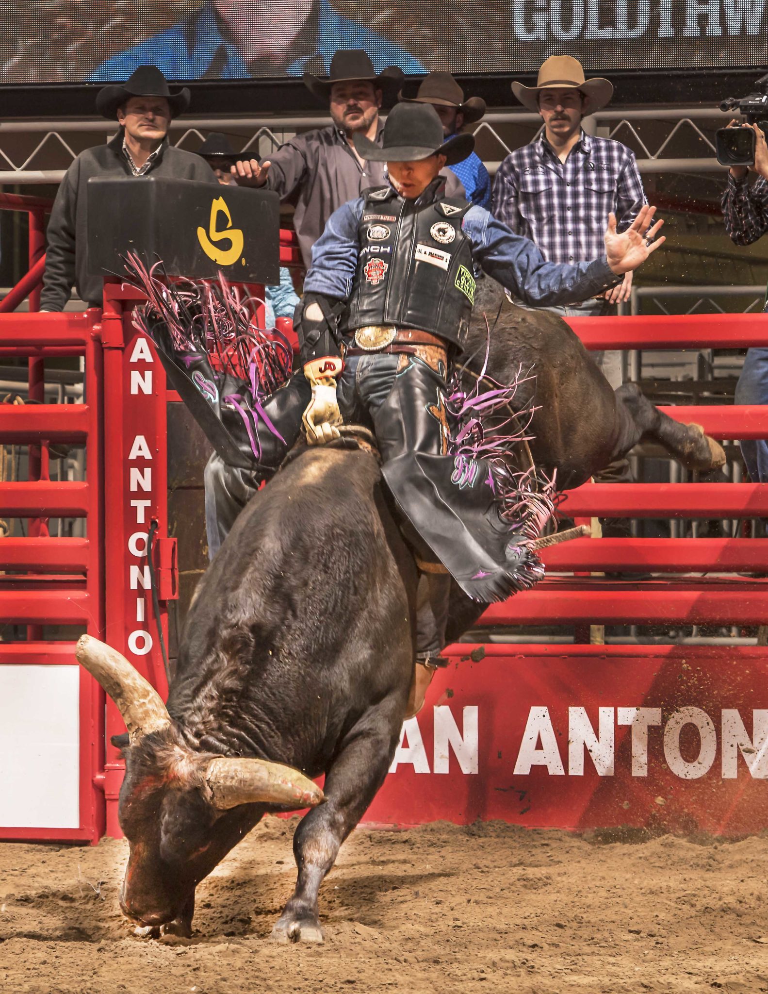 Bull rider at the top of the earnings list at San Antonio Rodeo