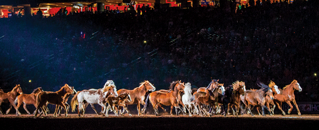 On The Trail with Cervi Championship Rodeo