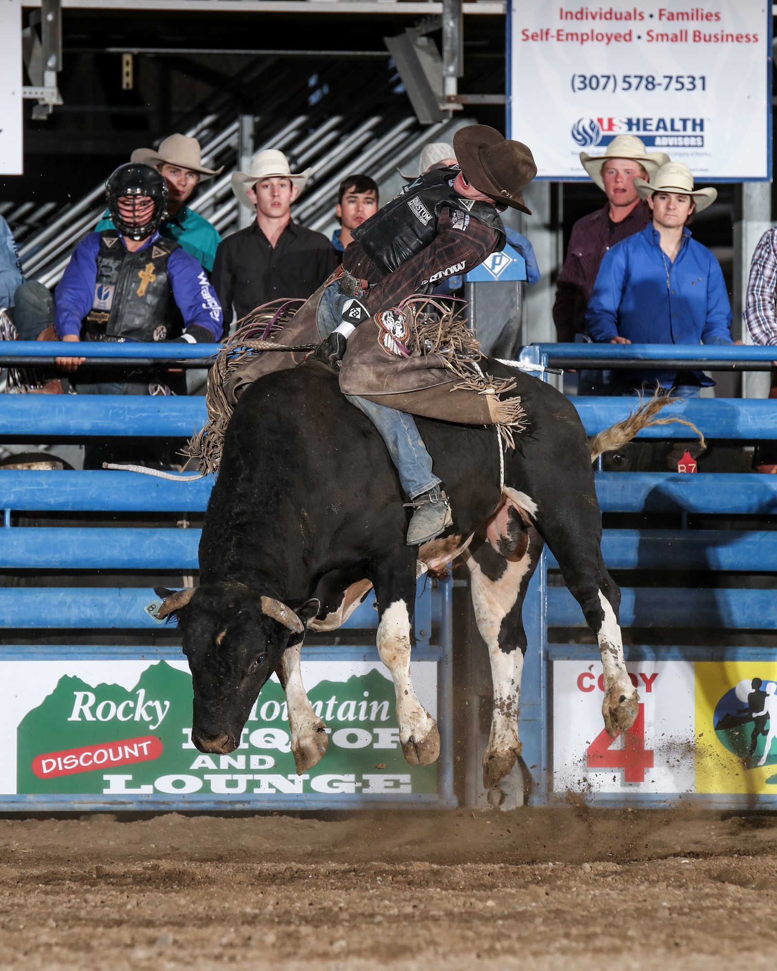 Campbell wins Cody/Yellowstone Xtreme Bulls title for second time