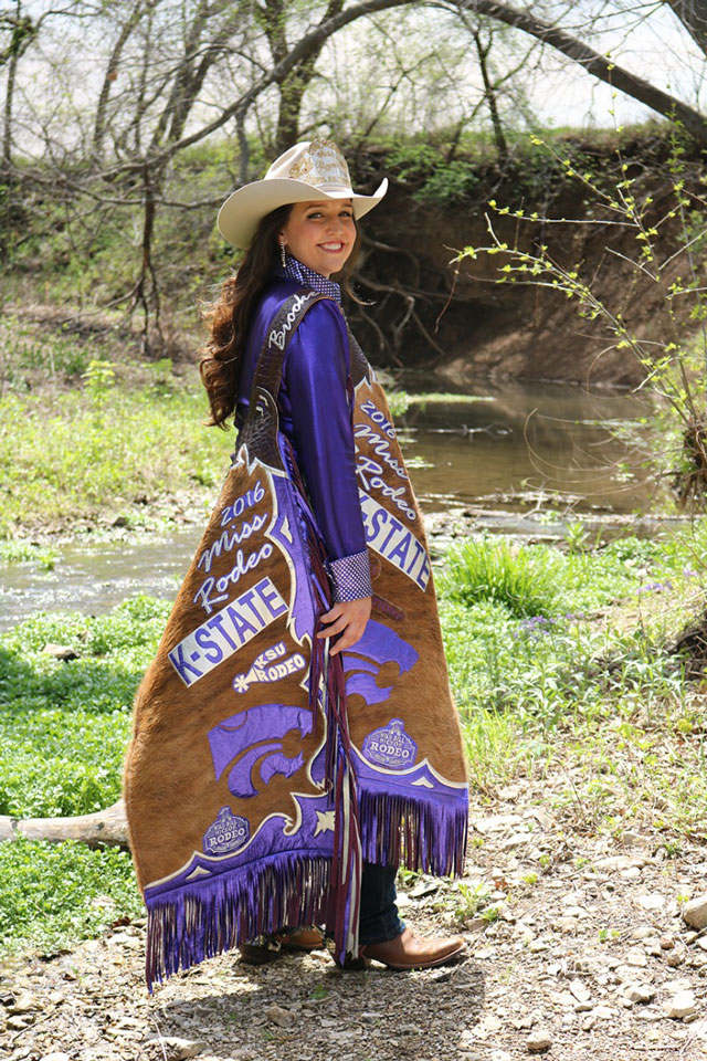 Sunflowers and Rodeo Crowns
