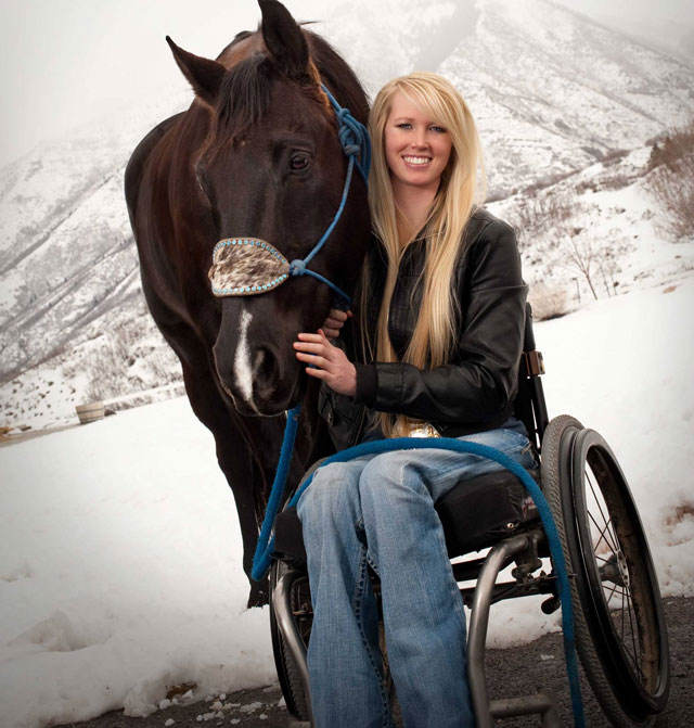 Signature Quarters Signs Endorsement with Barrel Racer Amberley Snyder