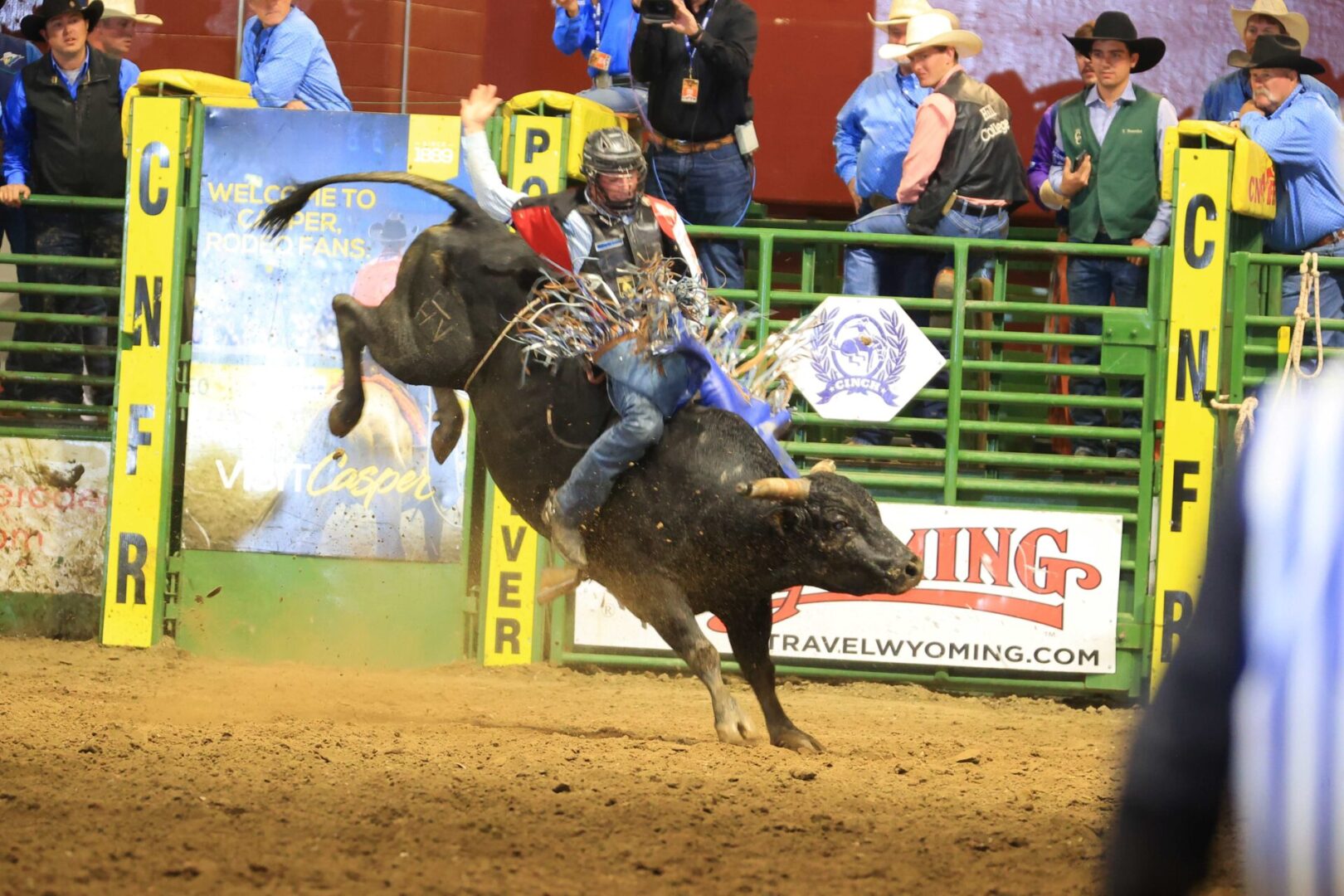 Hutchings rides third bull to dominate CNFR